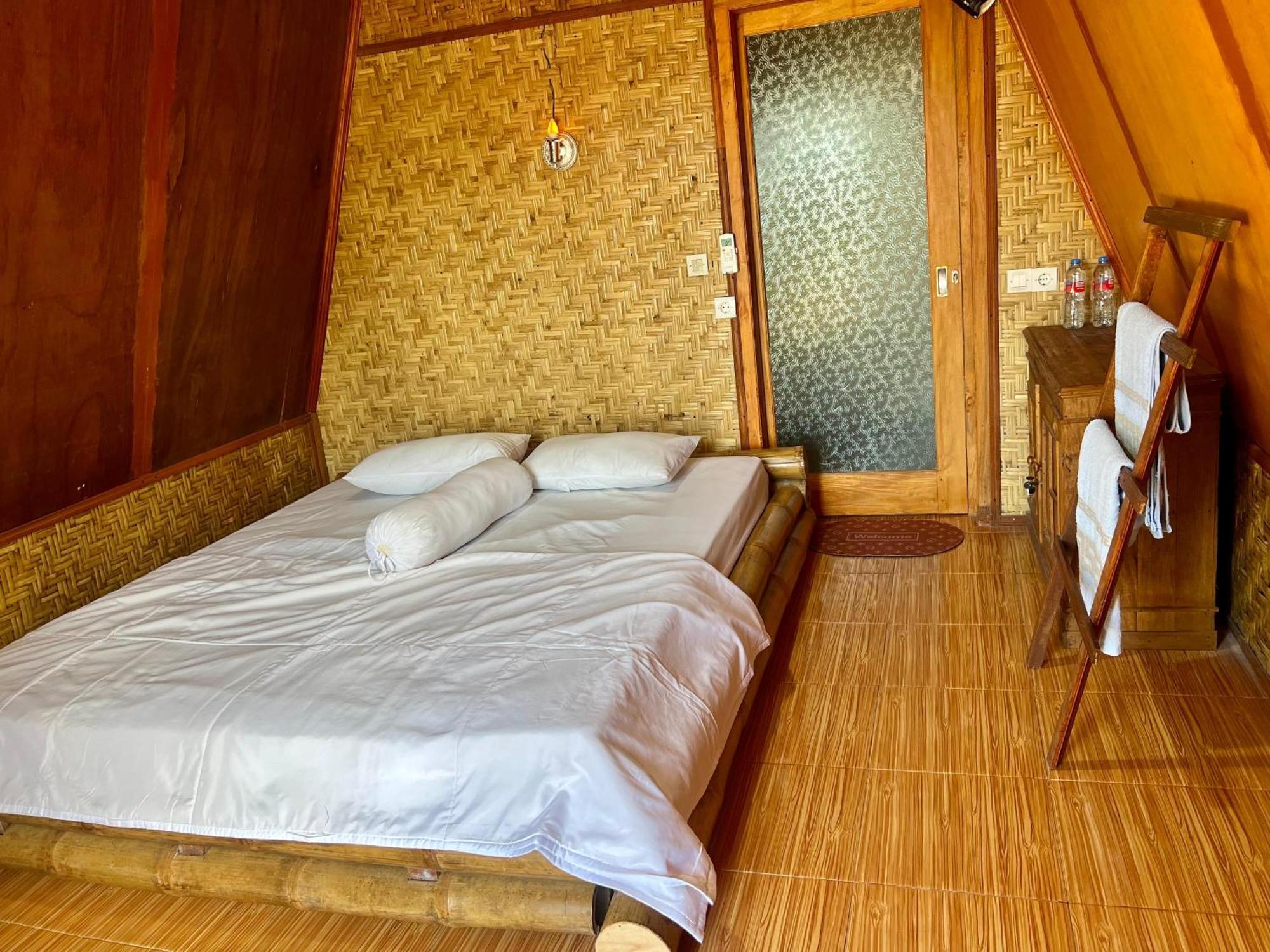 Muni'S Terrace Bungalow Kotaraja Extérieur photo